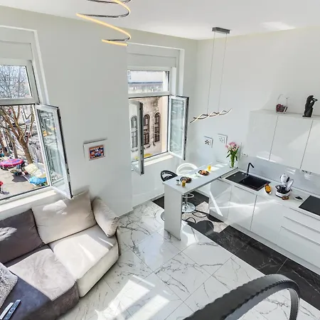 アパート Palace Porta Argentea *